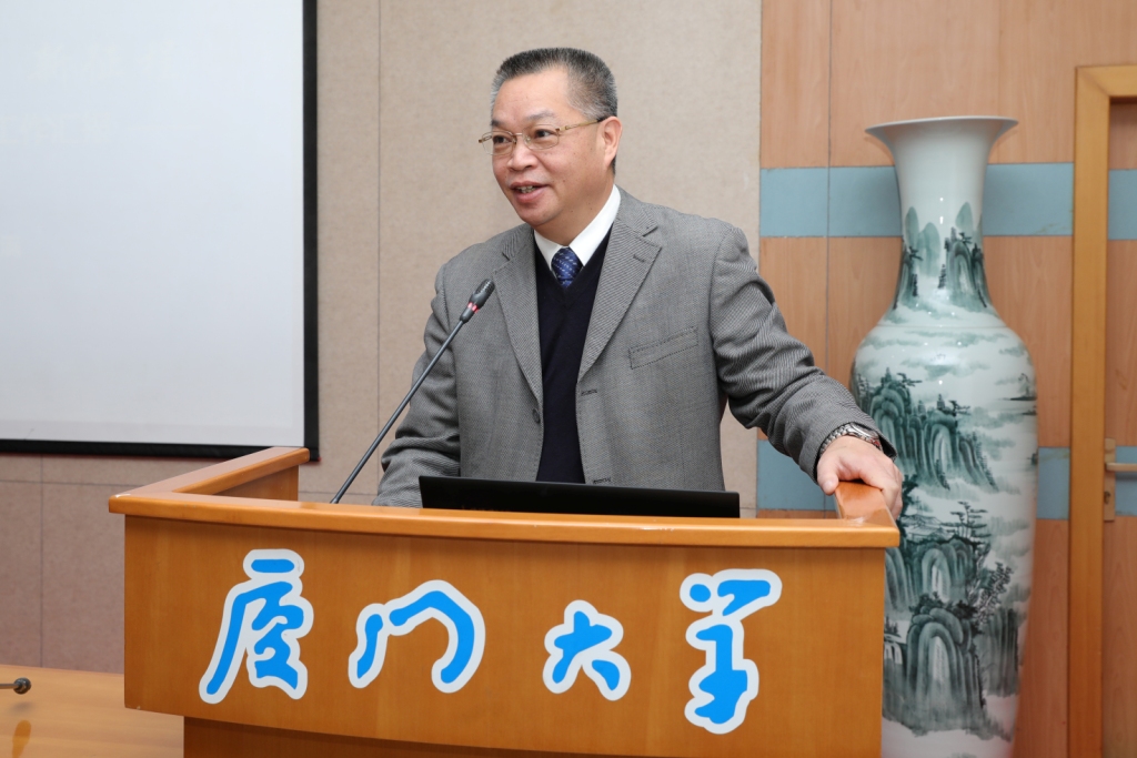2.副校长、校友总会副理事长叶世满作学校服务福建发展报告.jpg 2.副校长、校友总会副理事长叶世满作学校服务福建发展报告.jpg