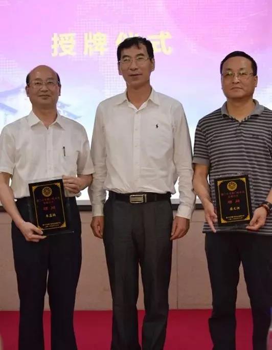 微信图片_20180528160451.jpg 微信图片_20180528160451.jpg